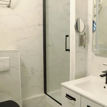 Bnbnova - Arc De Triomphe & Trocadero Square * Paris