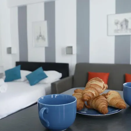 Apartman Flat Steps From Trocadero Square *